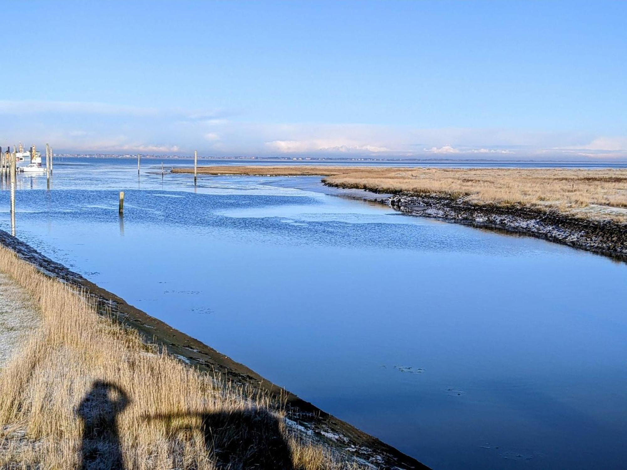 Drei-Insel-Blick Neßmersiel Exteriér fotografie